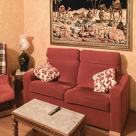Five-bedroom Holiday In De La Ribera Mieza