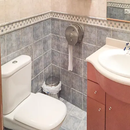 Сasa de vacaciones Five-bedroom Holiday In De La Ribera *